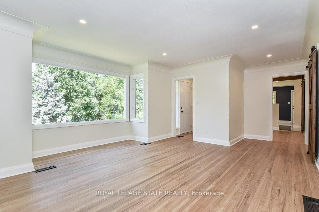 52 Orchard Drive photo 9
