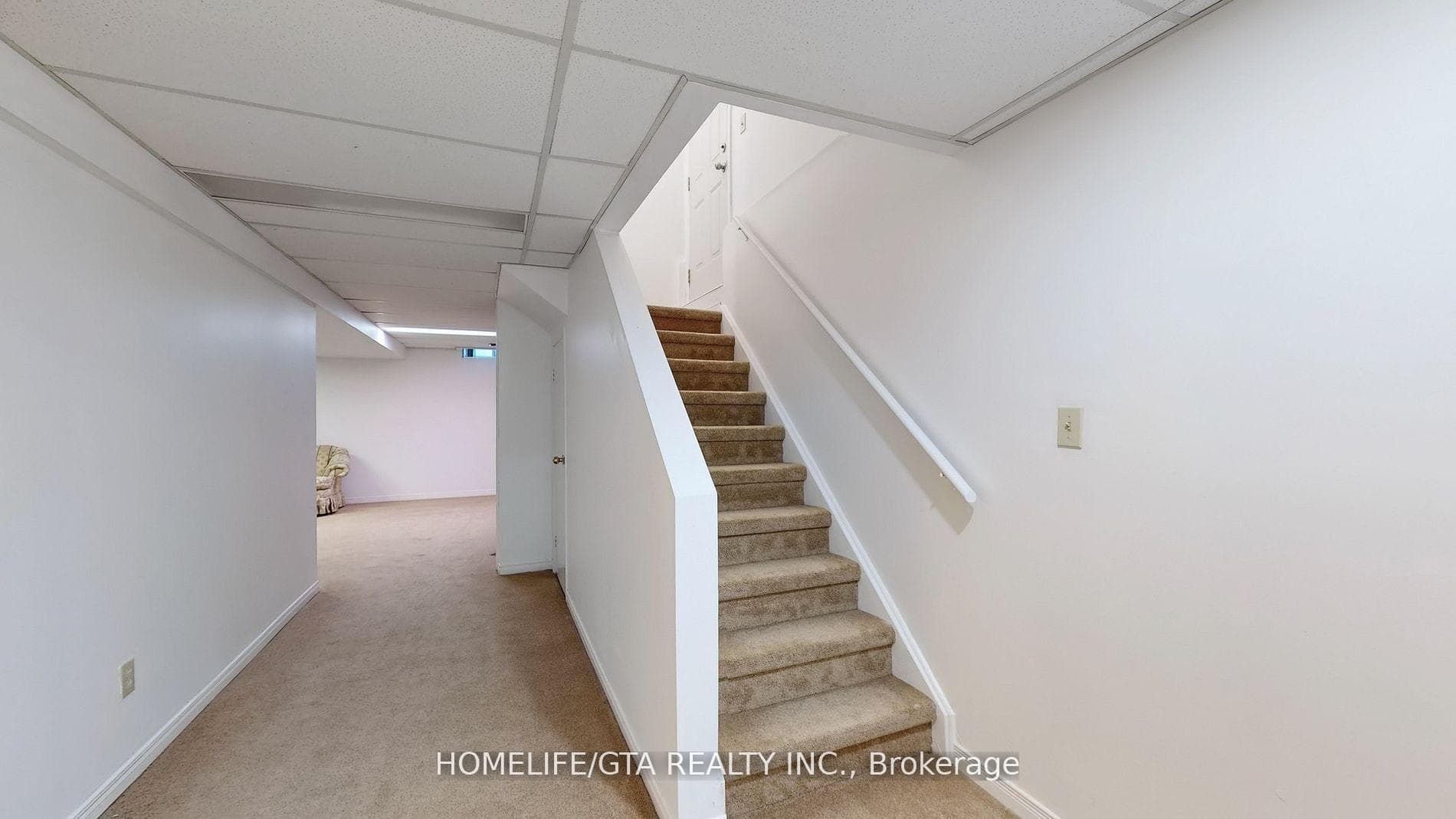 37 Roxanne Crescent photo 30