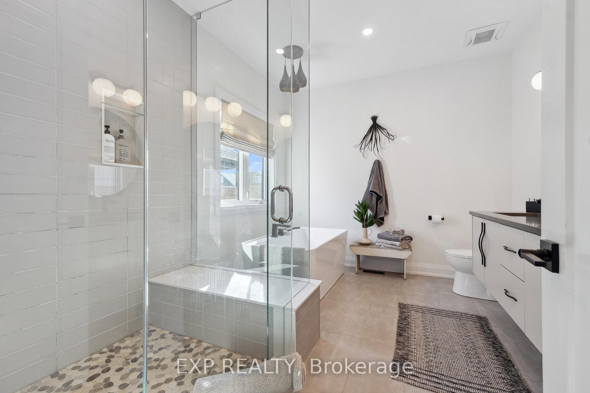 3598 Canfield Crescent photo 23