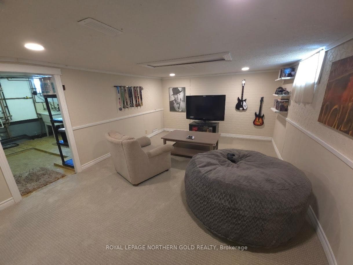 104 Wishman Street photo 15