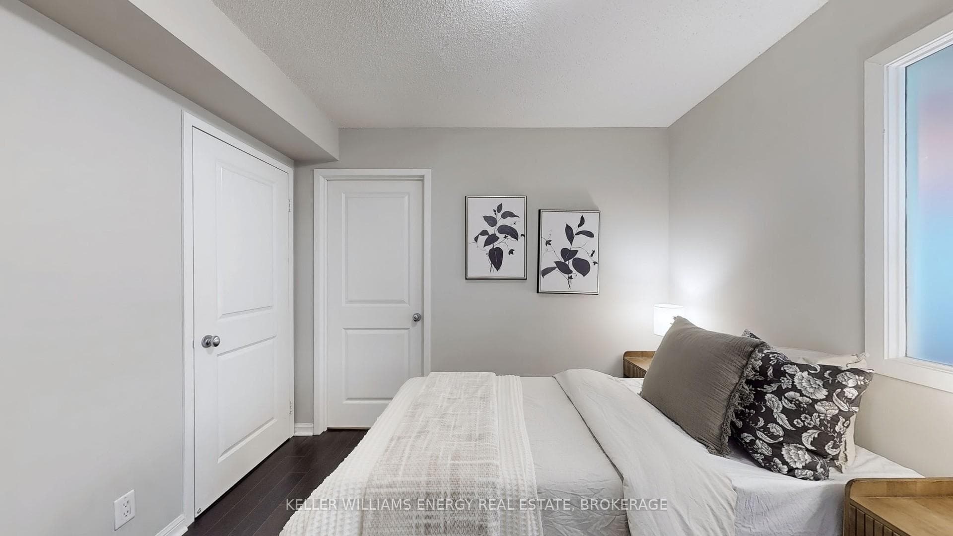 11 St Joseph Street Unit 1401 photo 19