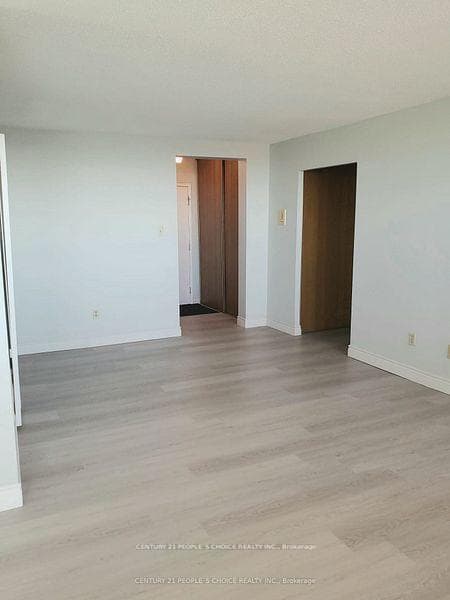 3533 Derry Road Unit 801 photo 13