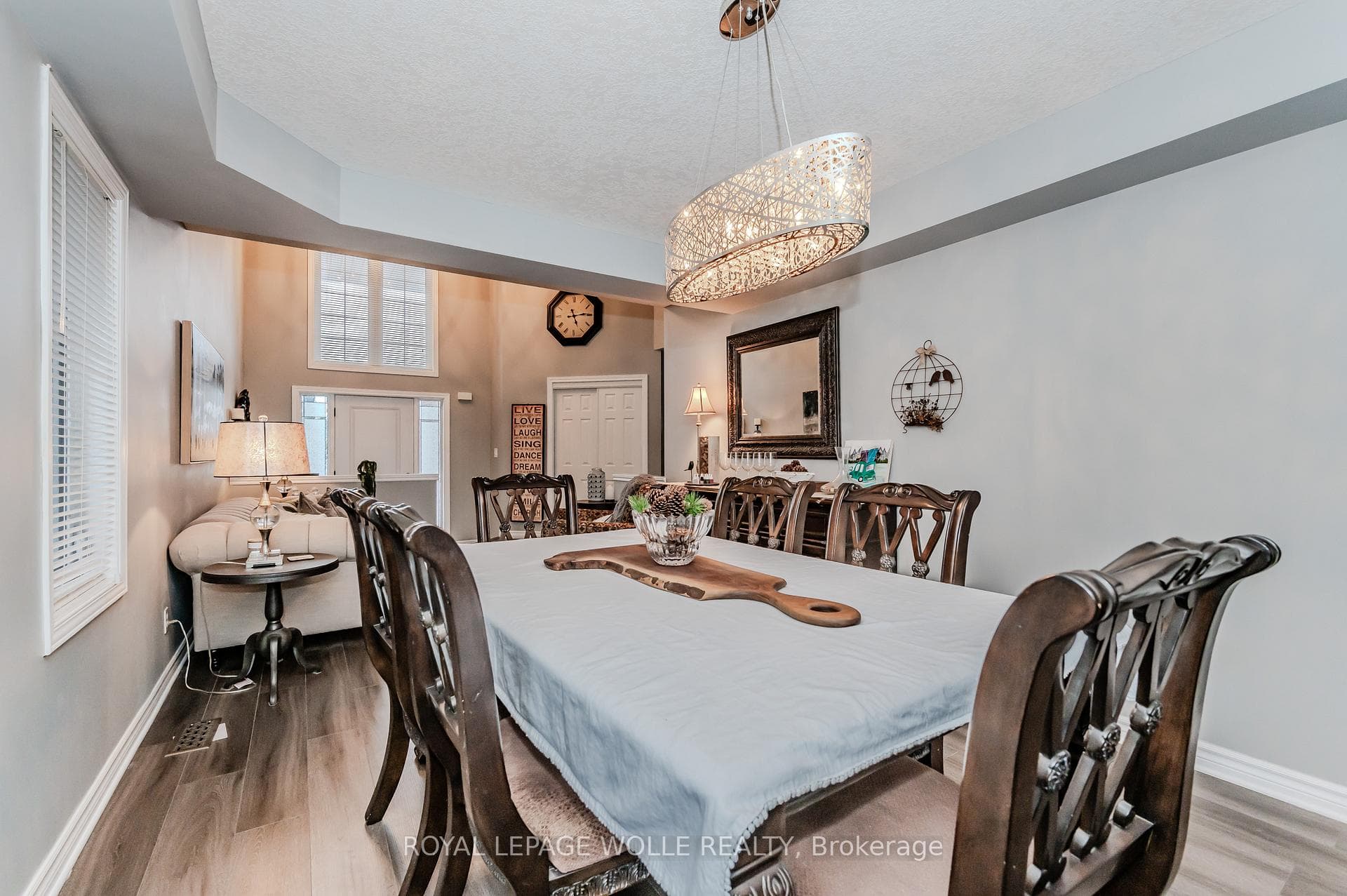 618 Doon Drive photo 9