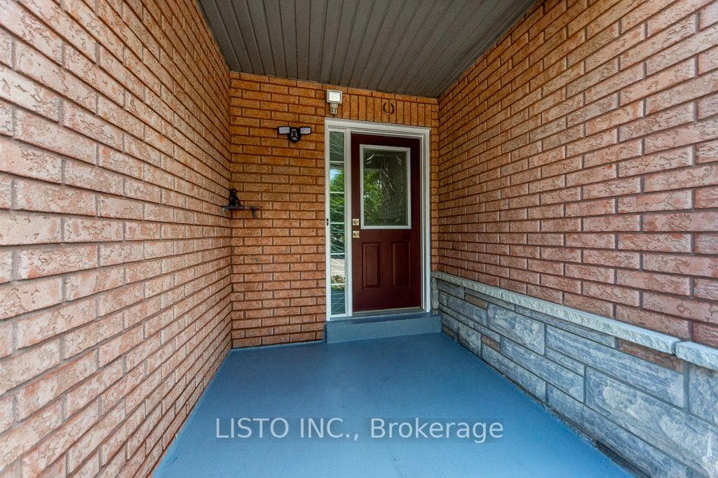 7115 Rexwood Road Unit 46 photo 4