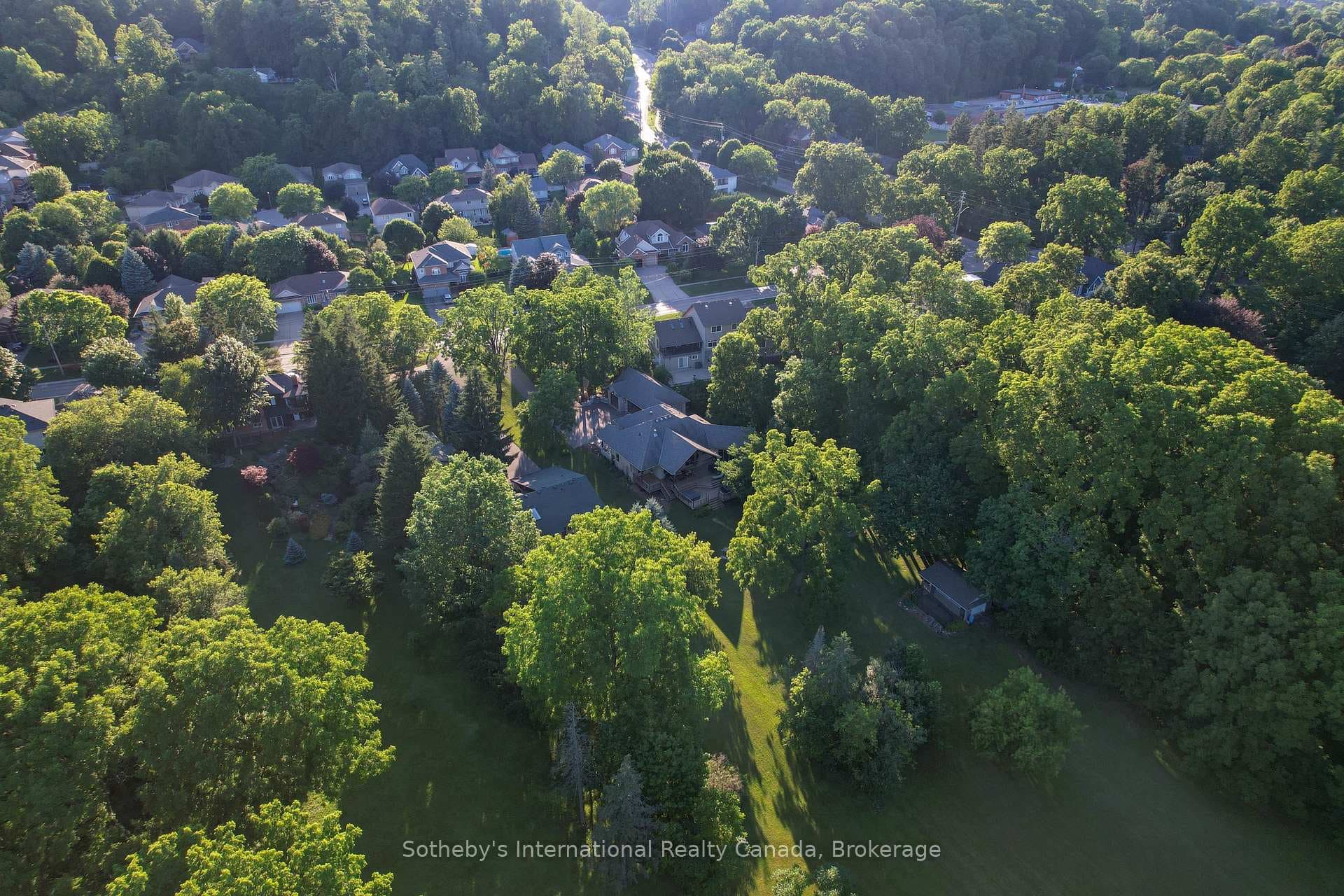 265 West River Road photo 43