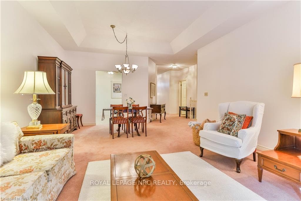 99 LINWELL Road Unit 20 photo 6