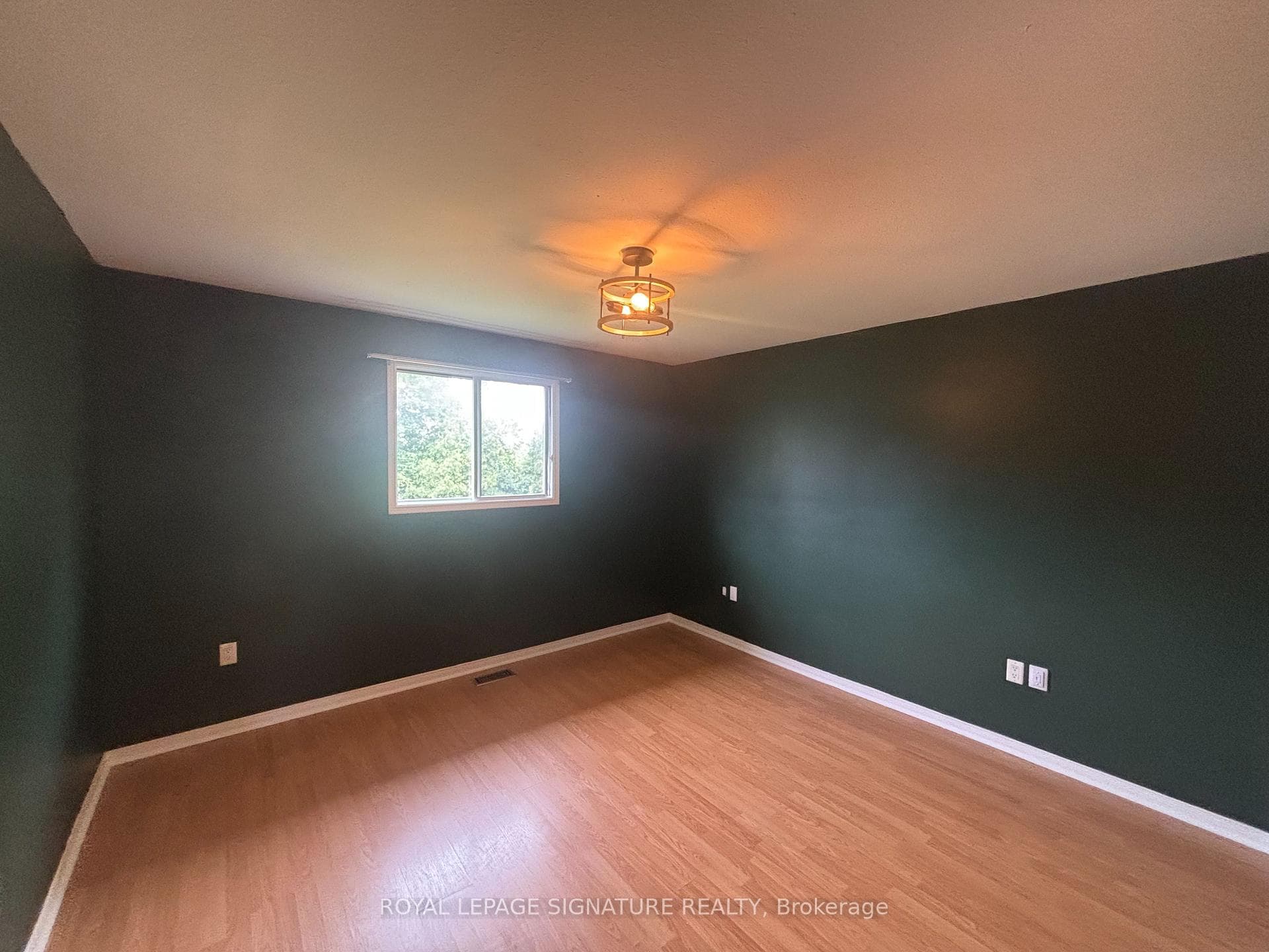23 Marley Crescent photo 15