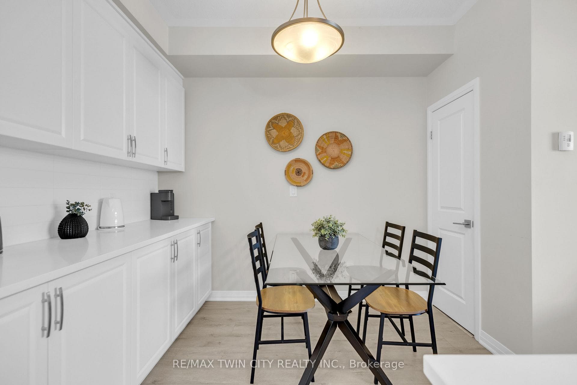 155 Thomas Slee Drive Unit 1F photo 10