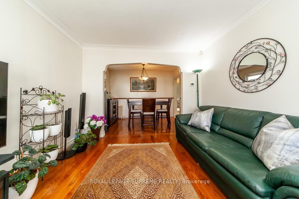 187 Cameron Avenue photo 8