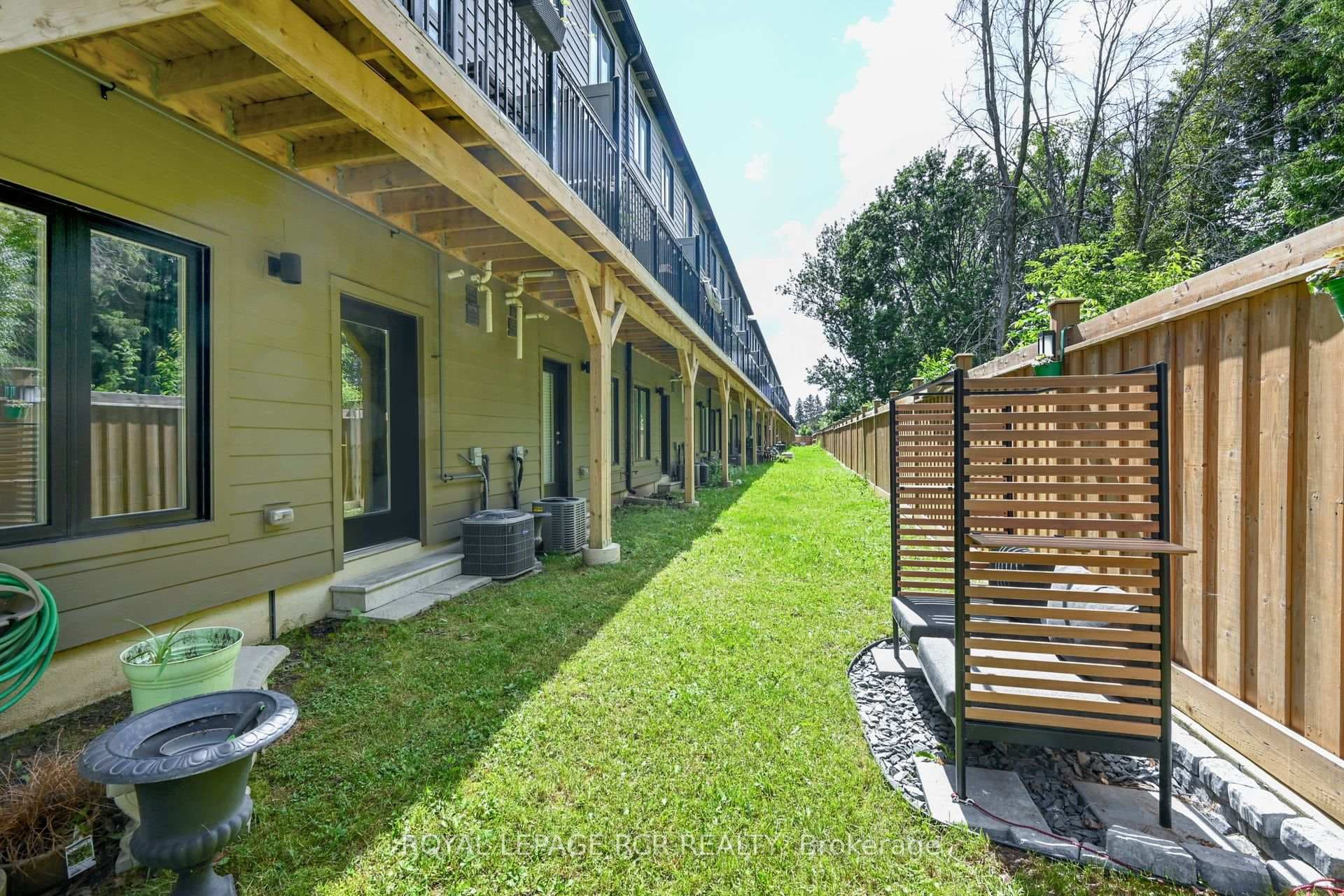 540 Essa Road Unit 50 photo 30