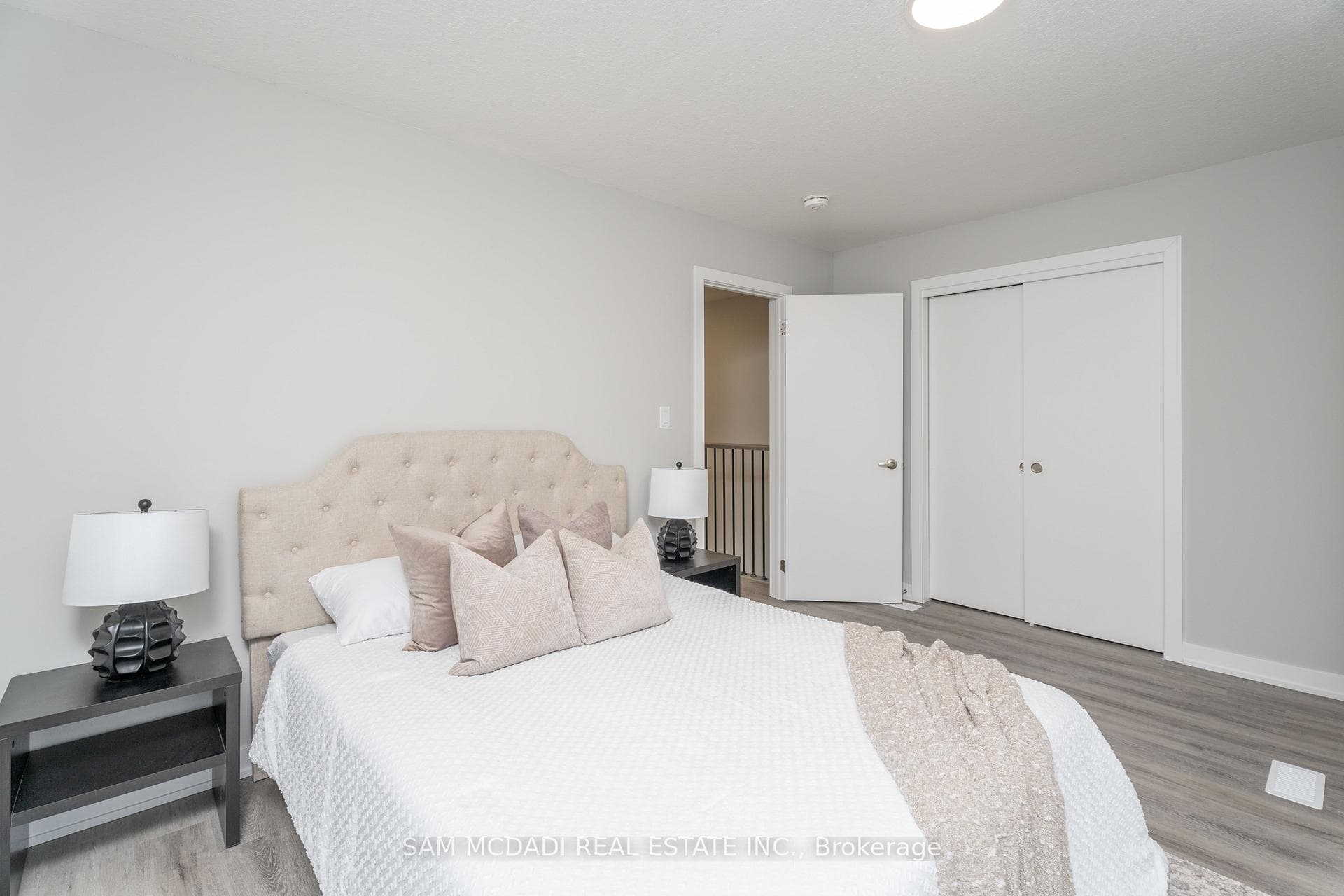 47 Winters Crescent photo 26