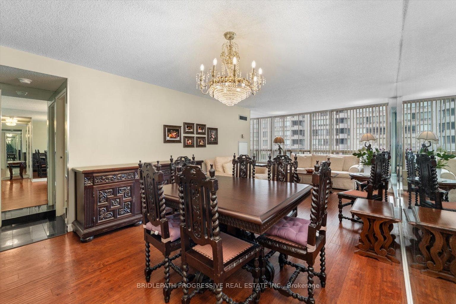 5785 Yonge Street Unit 207 photo 11
