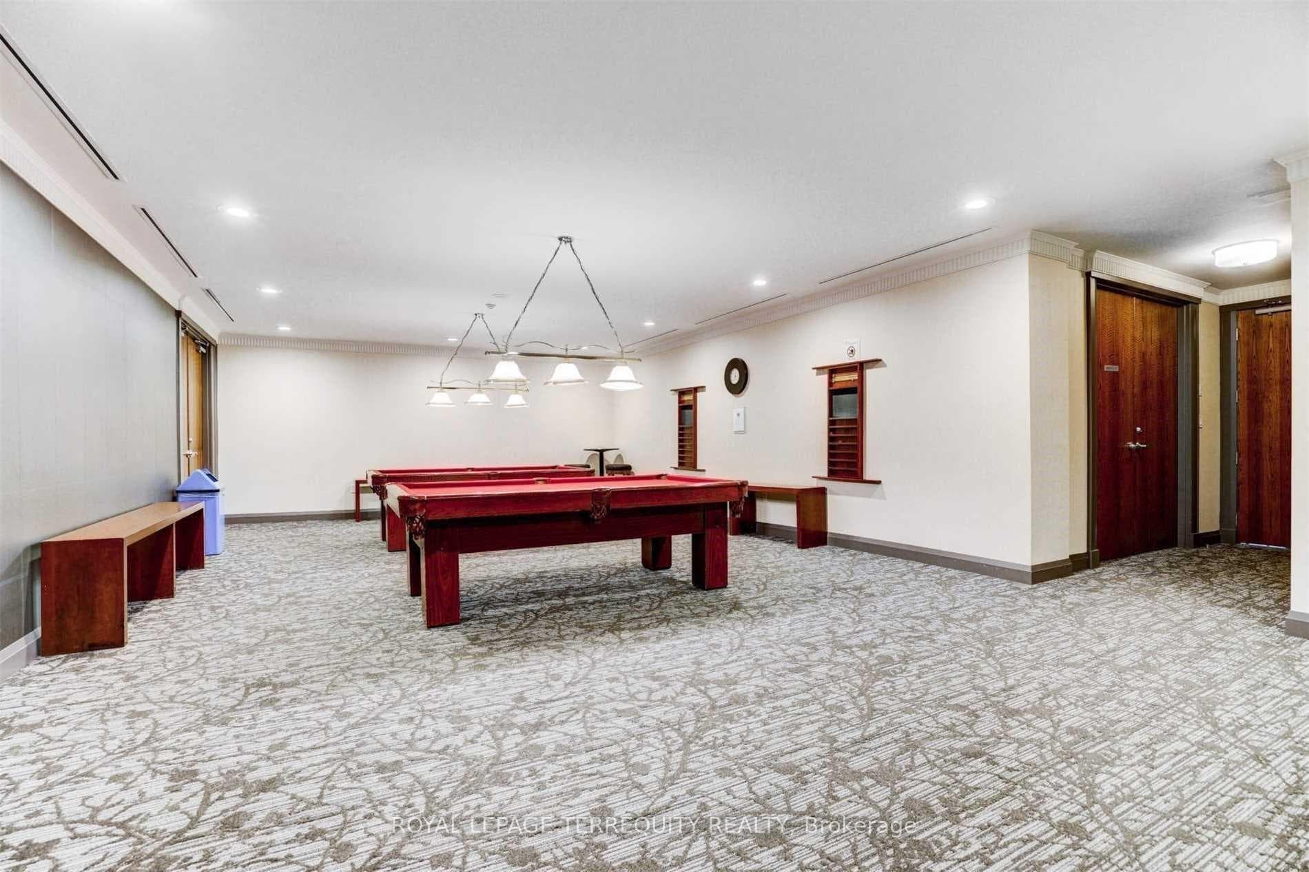 1 Rean Drive Unit 212 photo 15