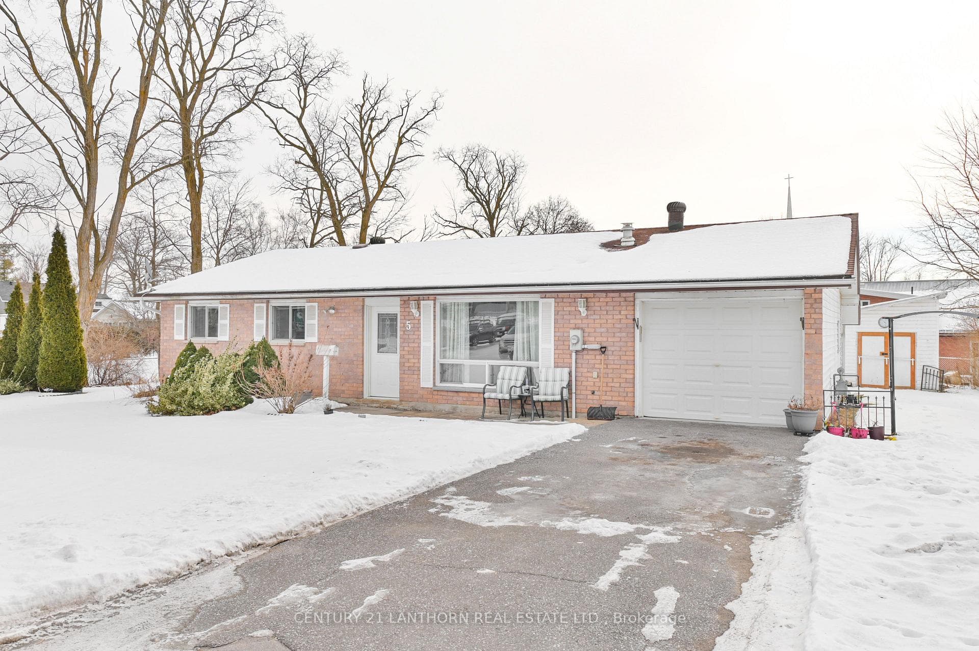 5 Crawford Drive photo 2