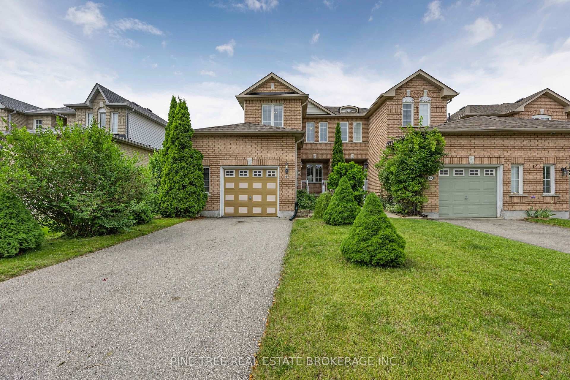 42 Coleman Drive photo 2