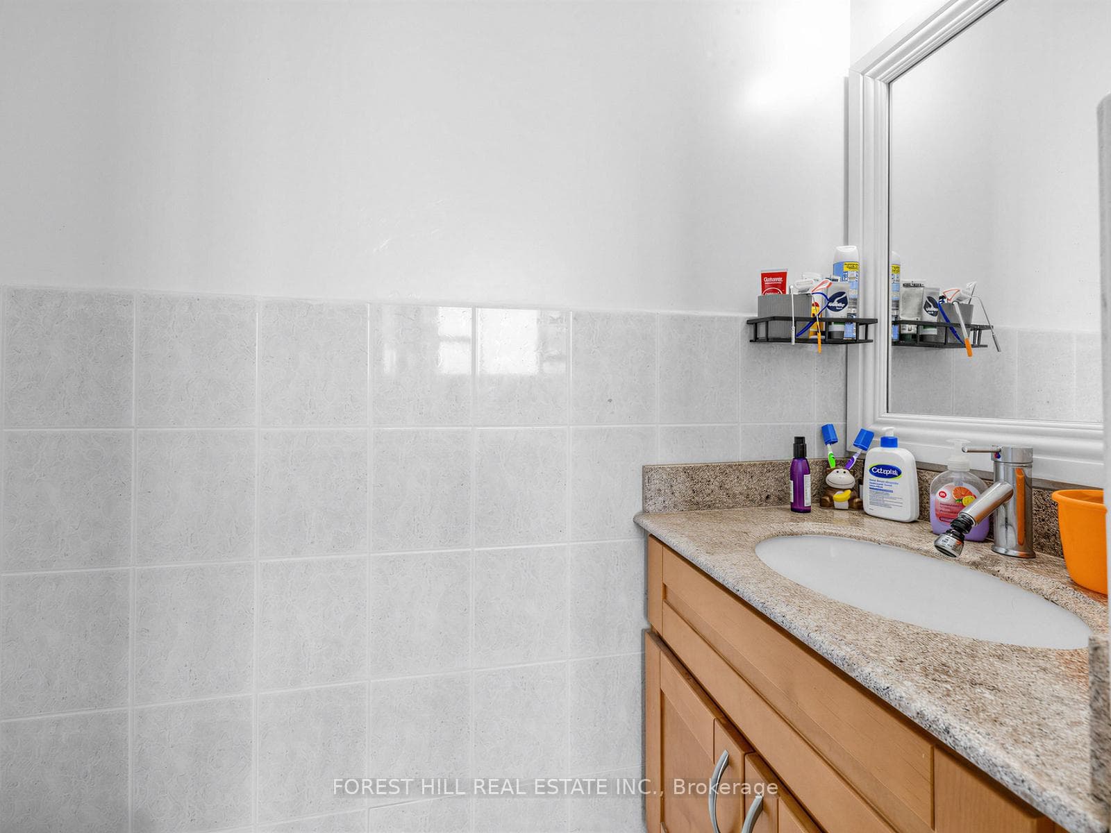 MasterBedrm 2Pcs Ensuite
