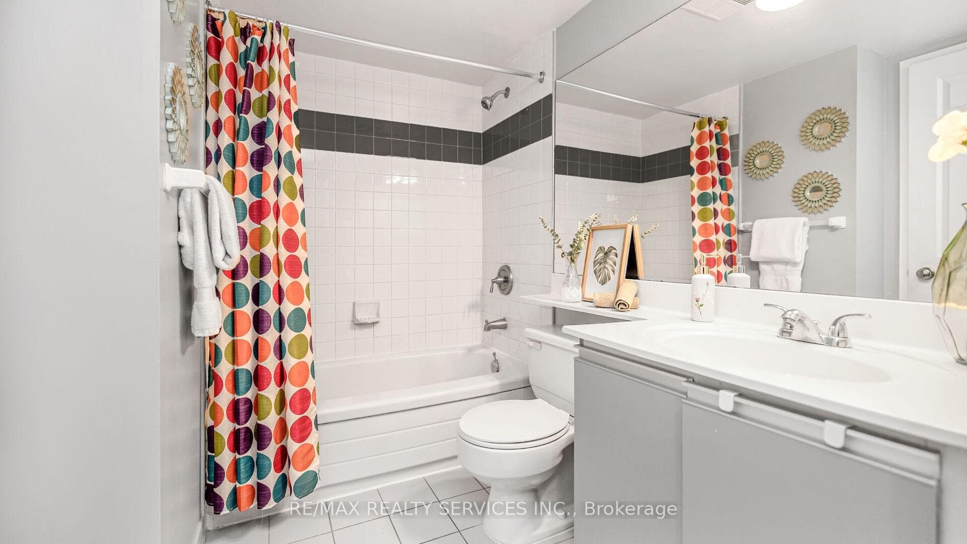 10 Laurelcrest Street Unit 703 photo 36