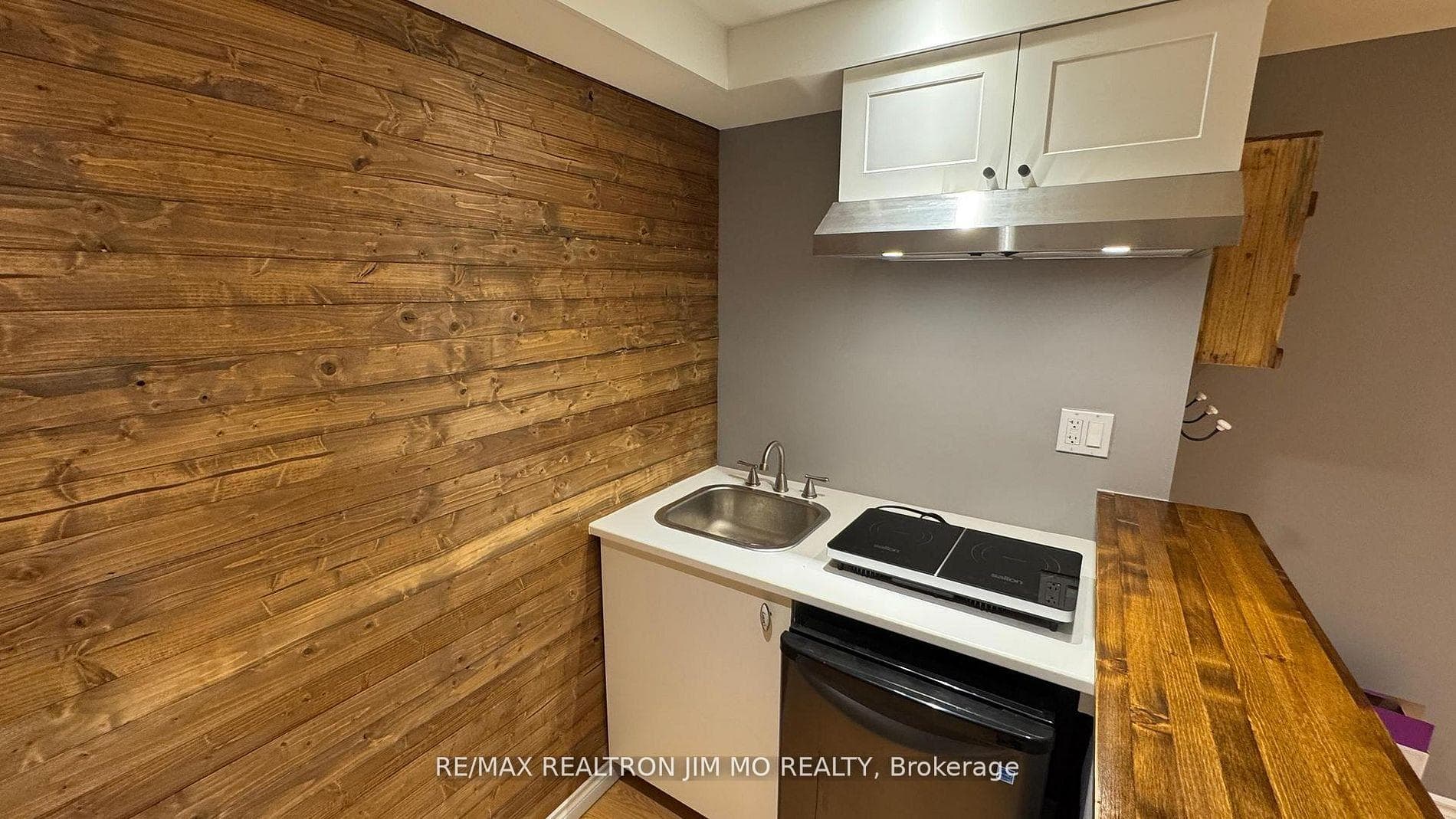 50 Reginald Crescent Unit Basement photo 5