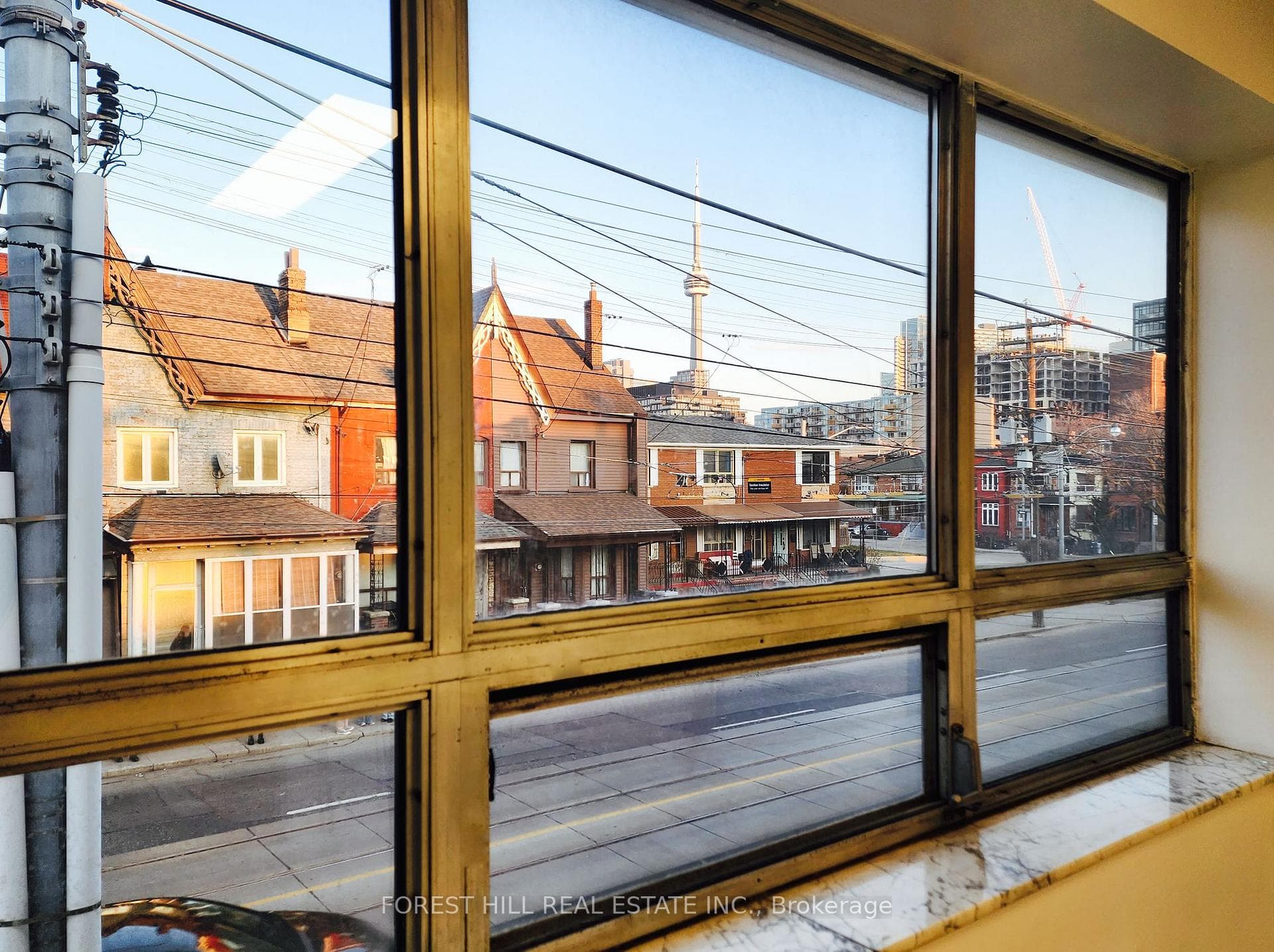 226 Bathurst Street Unit 250 photo 14