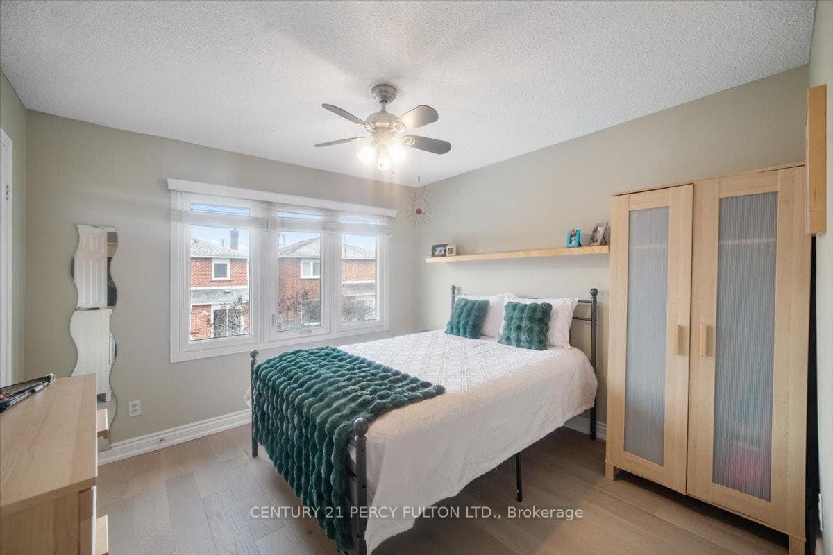 38 Carlisle Cres- Third bedroom