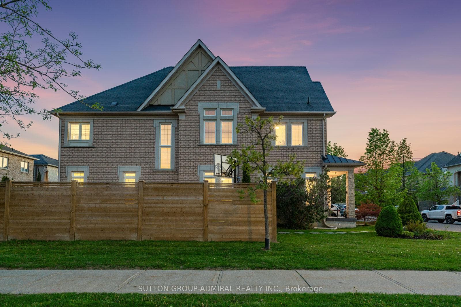 1 Randolph Drive photo 49