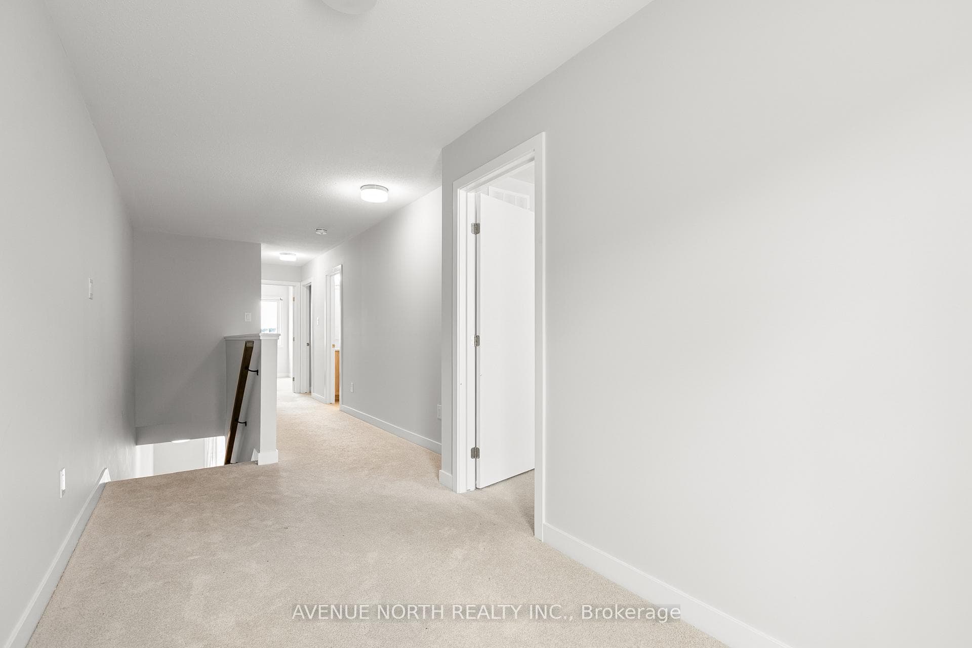 834 Bascule Place photo 7