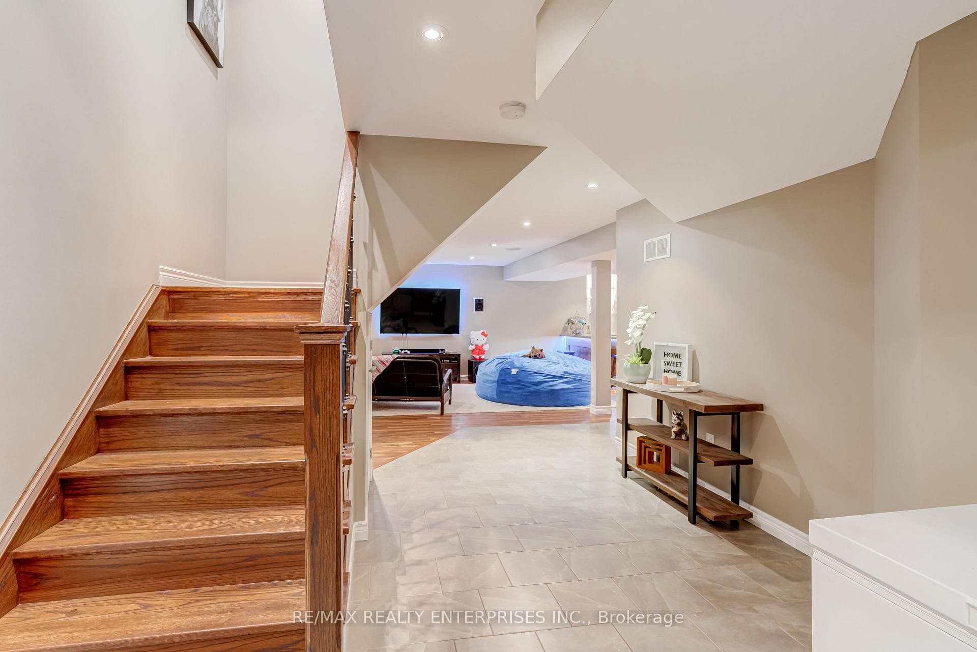 444 Dicenzo Drive photo 35