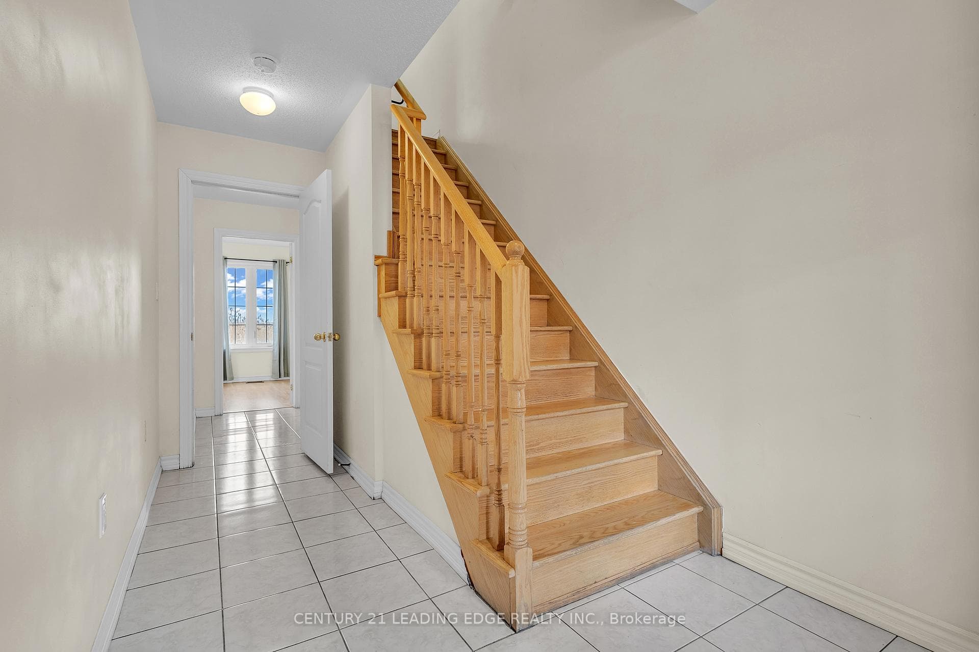 26 Shiff Crescent photo 6