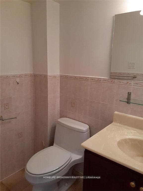 46 Farmstead Road photo 26