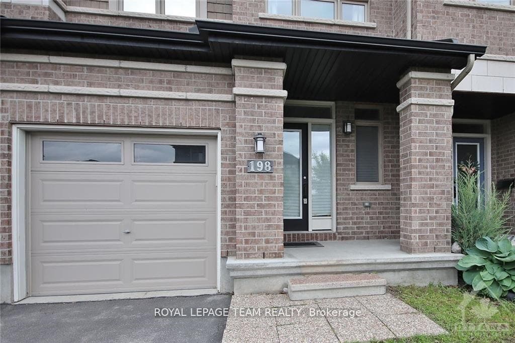 198 Mattingly Way photo 2