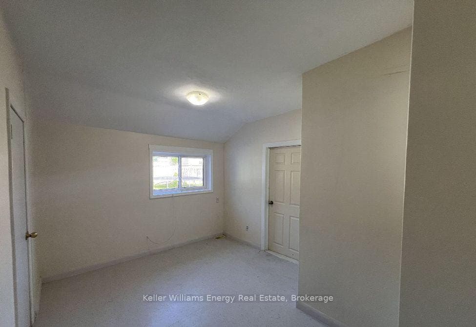 169 Mary Street Unit 1 photo 7