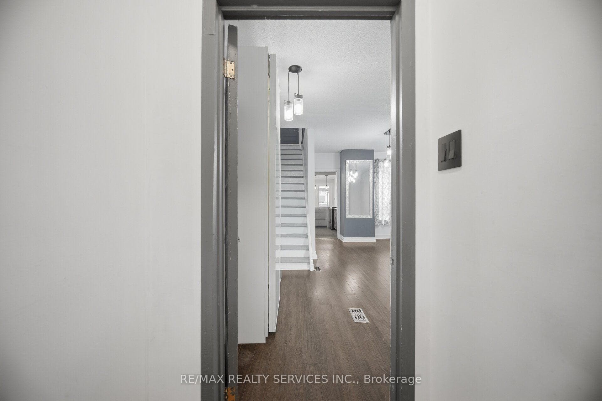 55 Morse Street photo 6