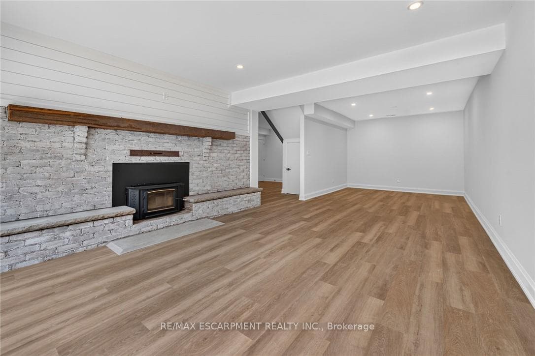 1376 Mineral Springs Road photo 30