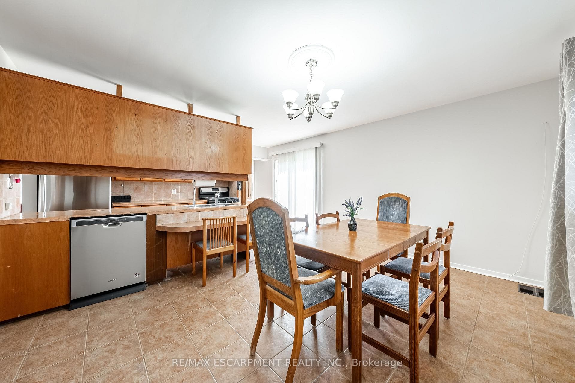 238 Mary Street photo 11