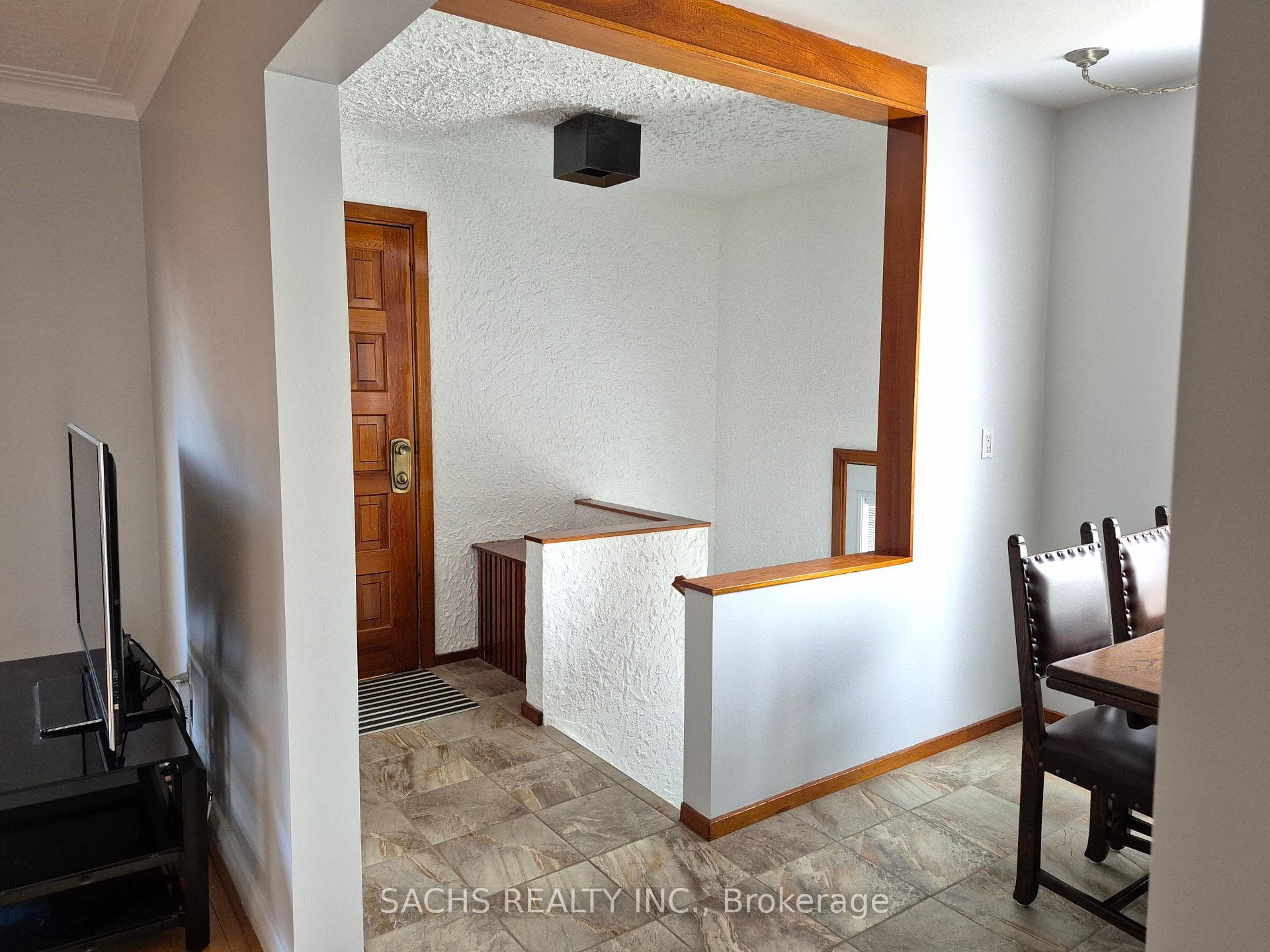 18 Mcallister Road photo 32