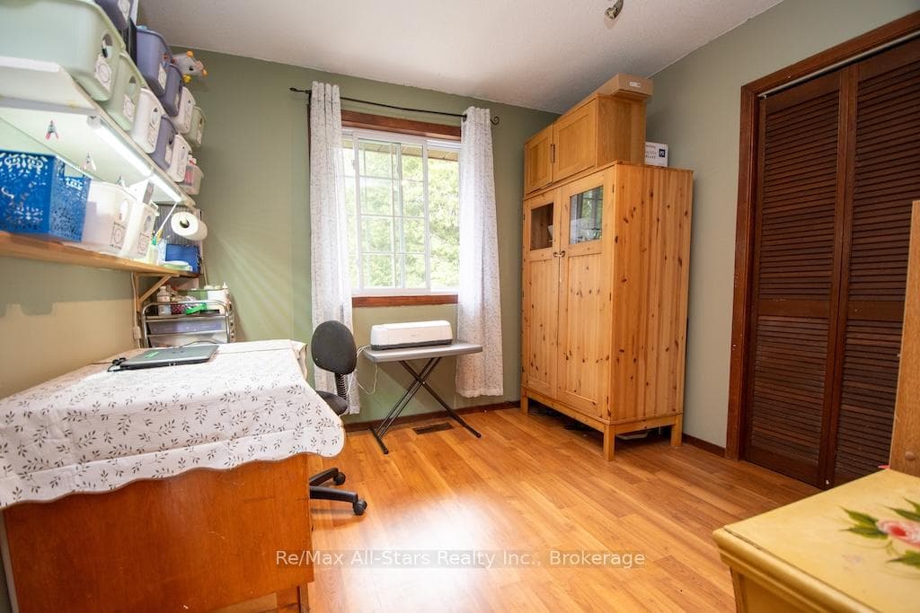 421 Ogemah Road photo 25