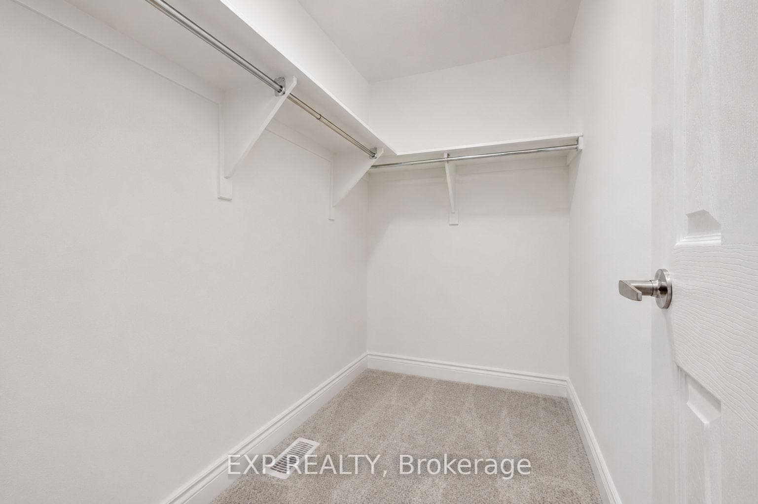 145 DION Avenue photo 20