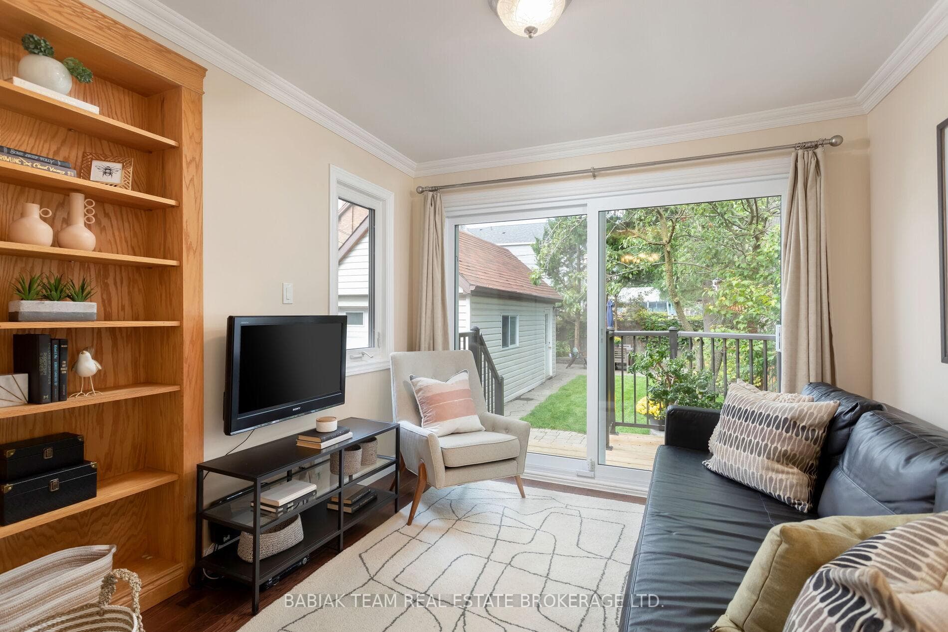 48 Woodside Avenue photo 15