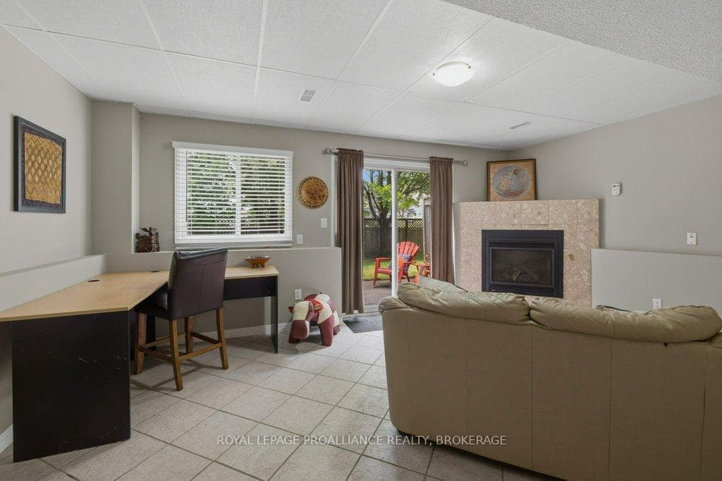 882 Winchester Lane photo 26