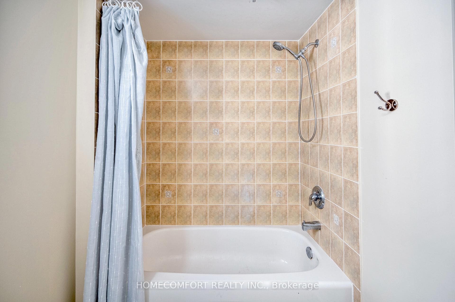 264 Gas Lamp Lane photo 31