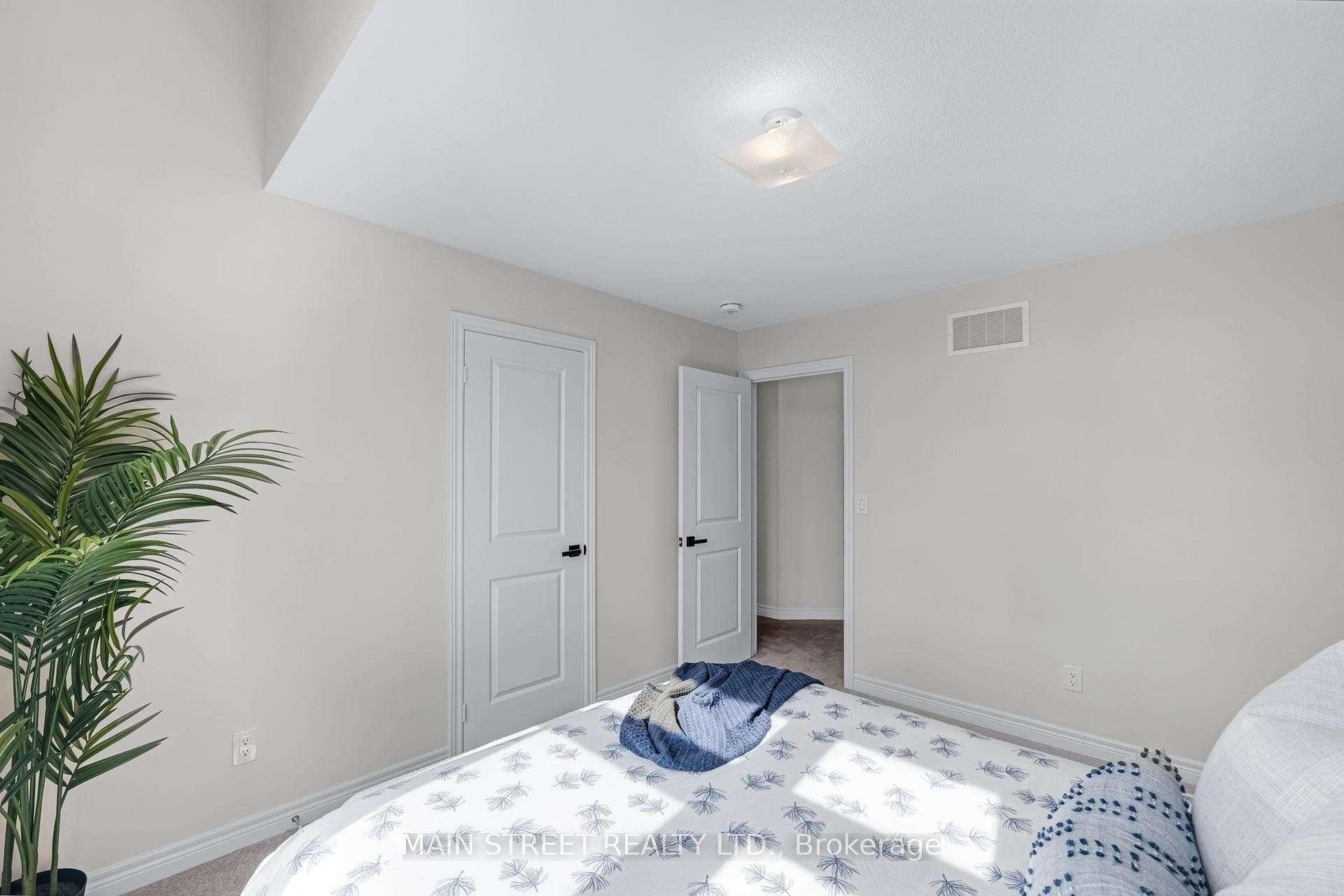 15 Ainslie Hill Crescent photo 37