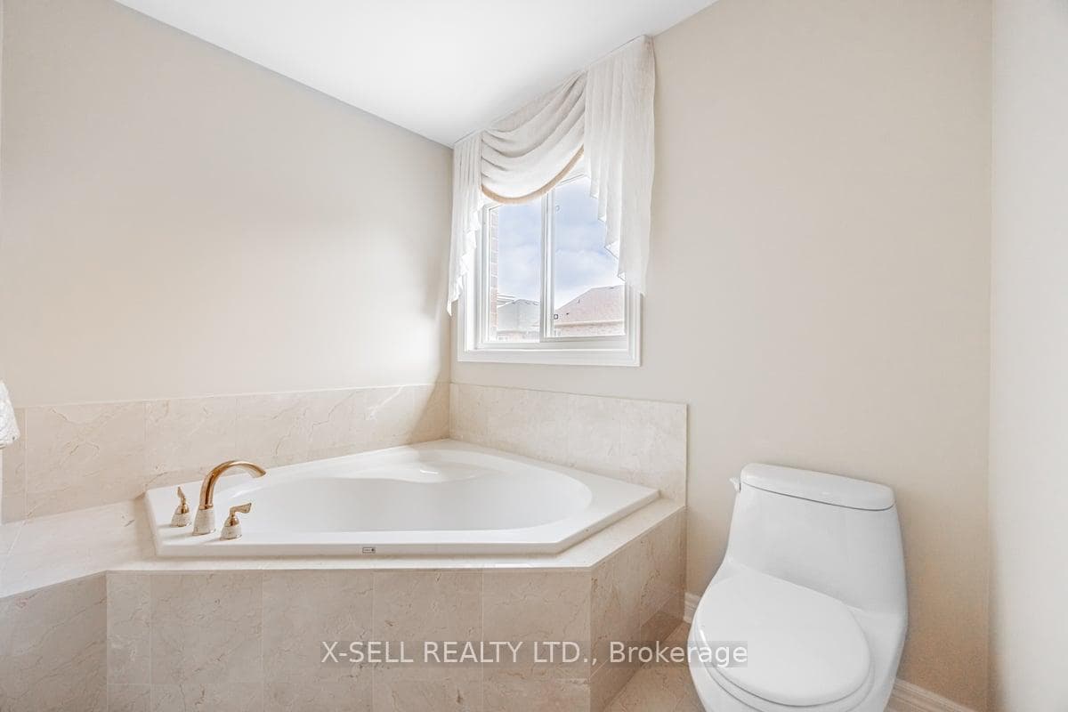 20 Tufton Crescent photo 18