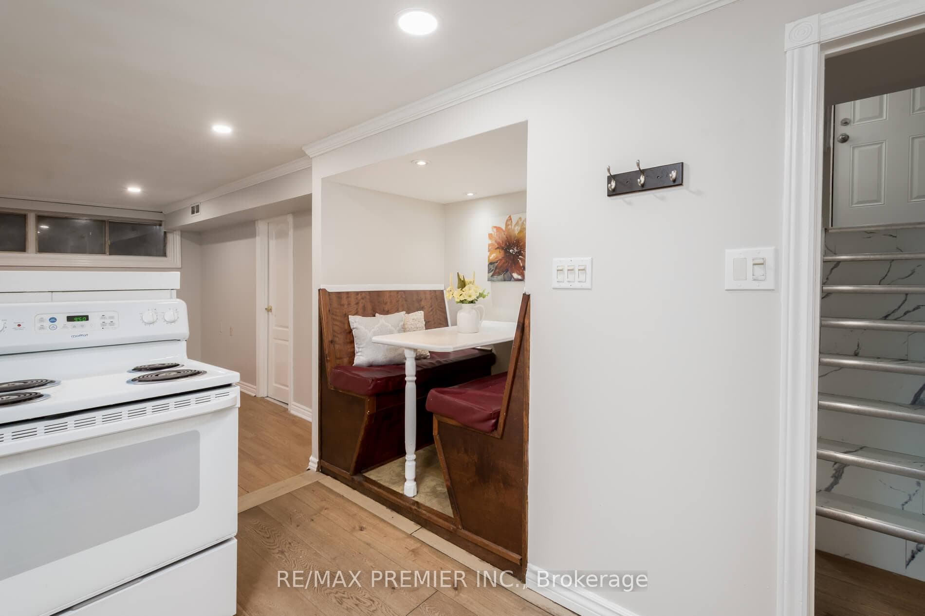 76 Harrison Drive photo 25
