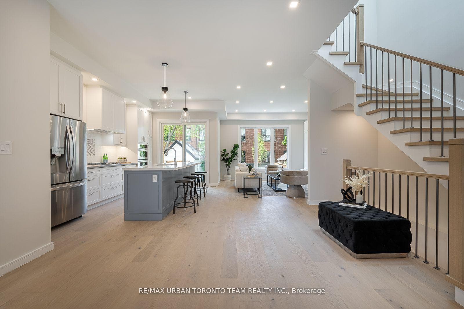 26 Kalmar Avenue photo 3