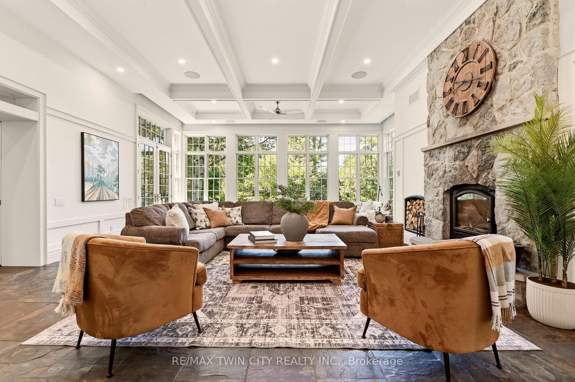 25 Dunbar Street photo 3