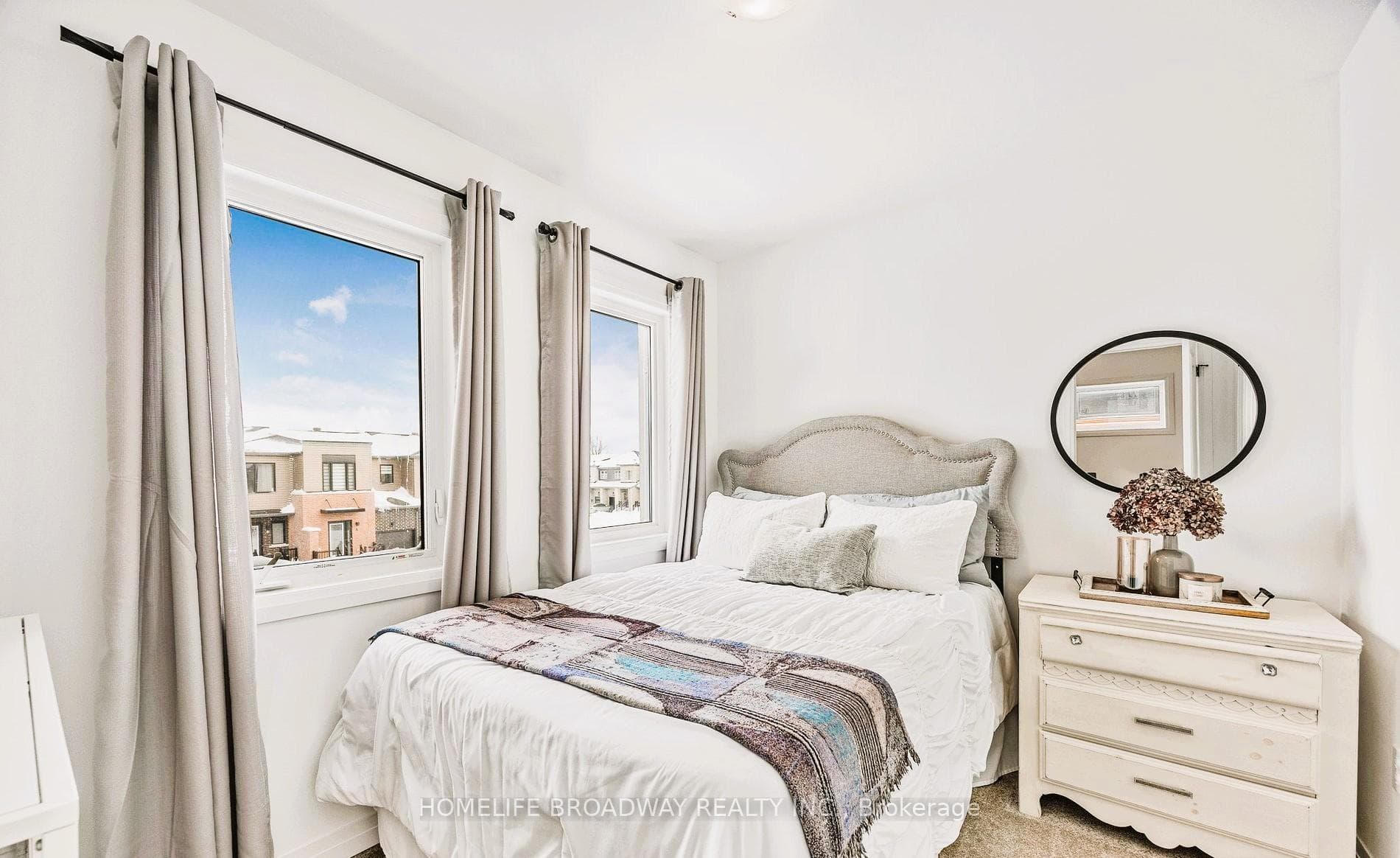 9 Haven Lane photo 14