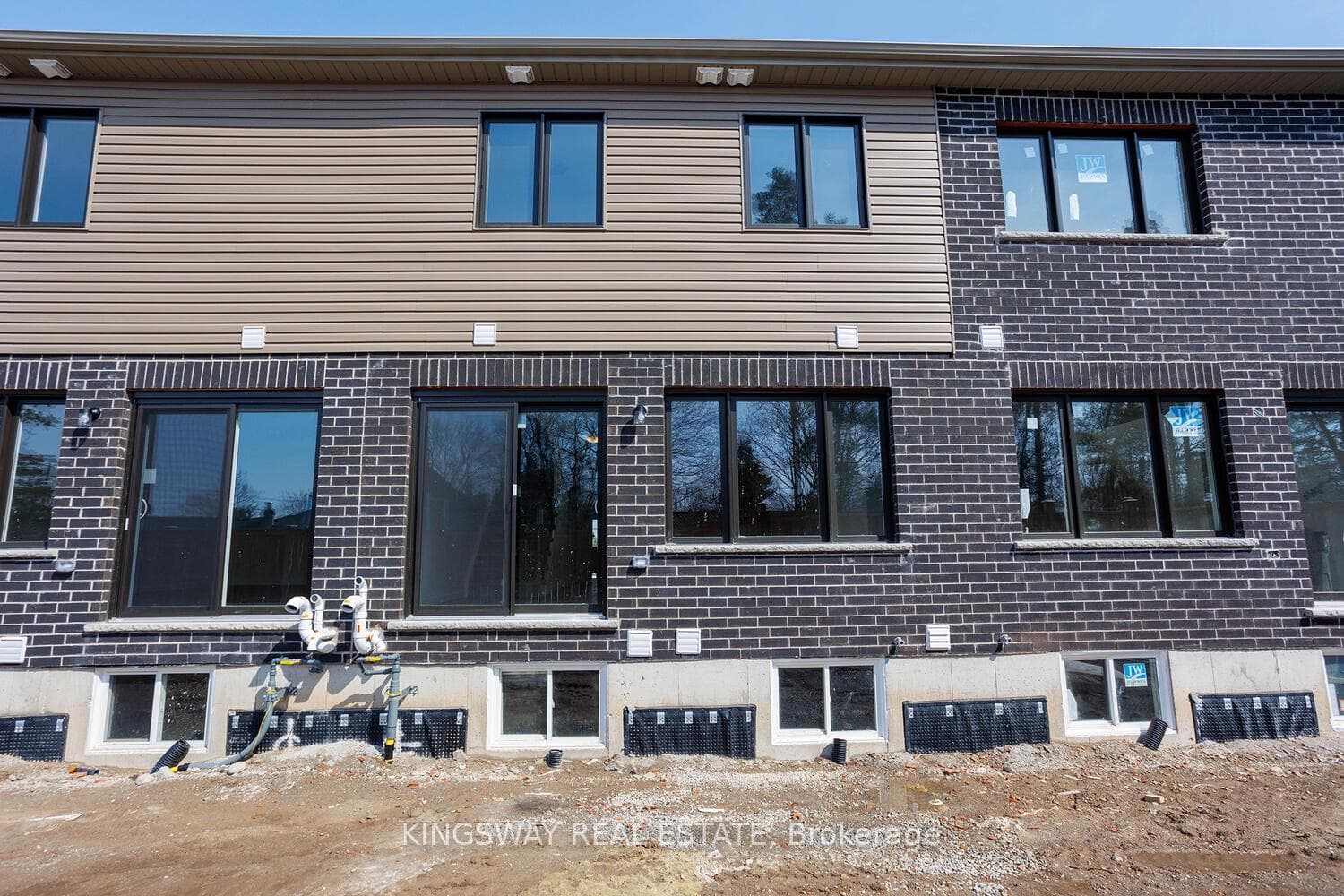 57 West Mill Street photo 23