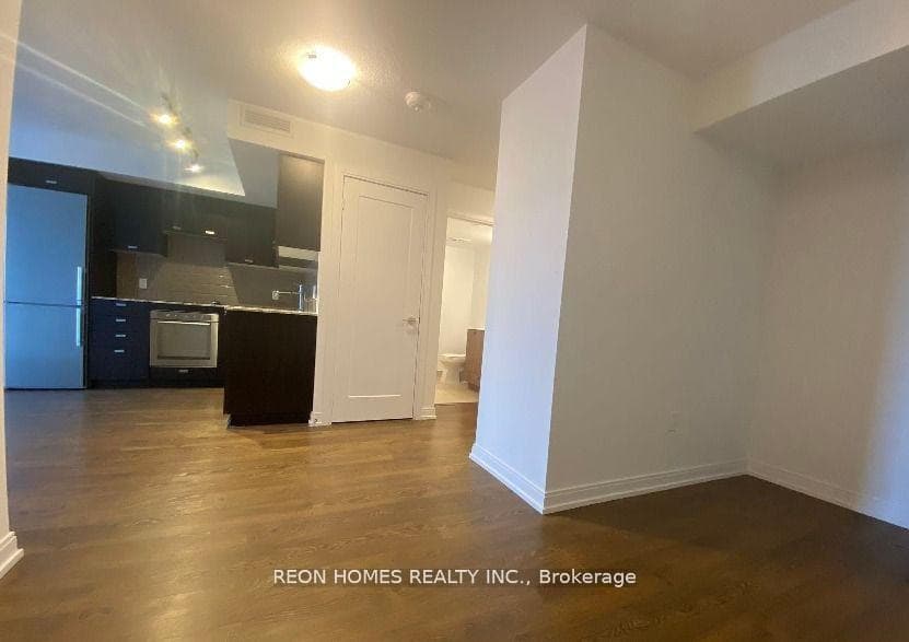 275 Village Green Square Unit 2224 photo 3