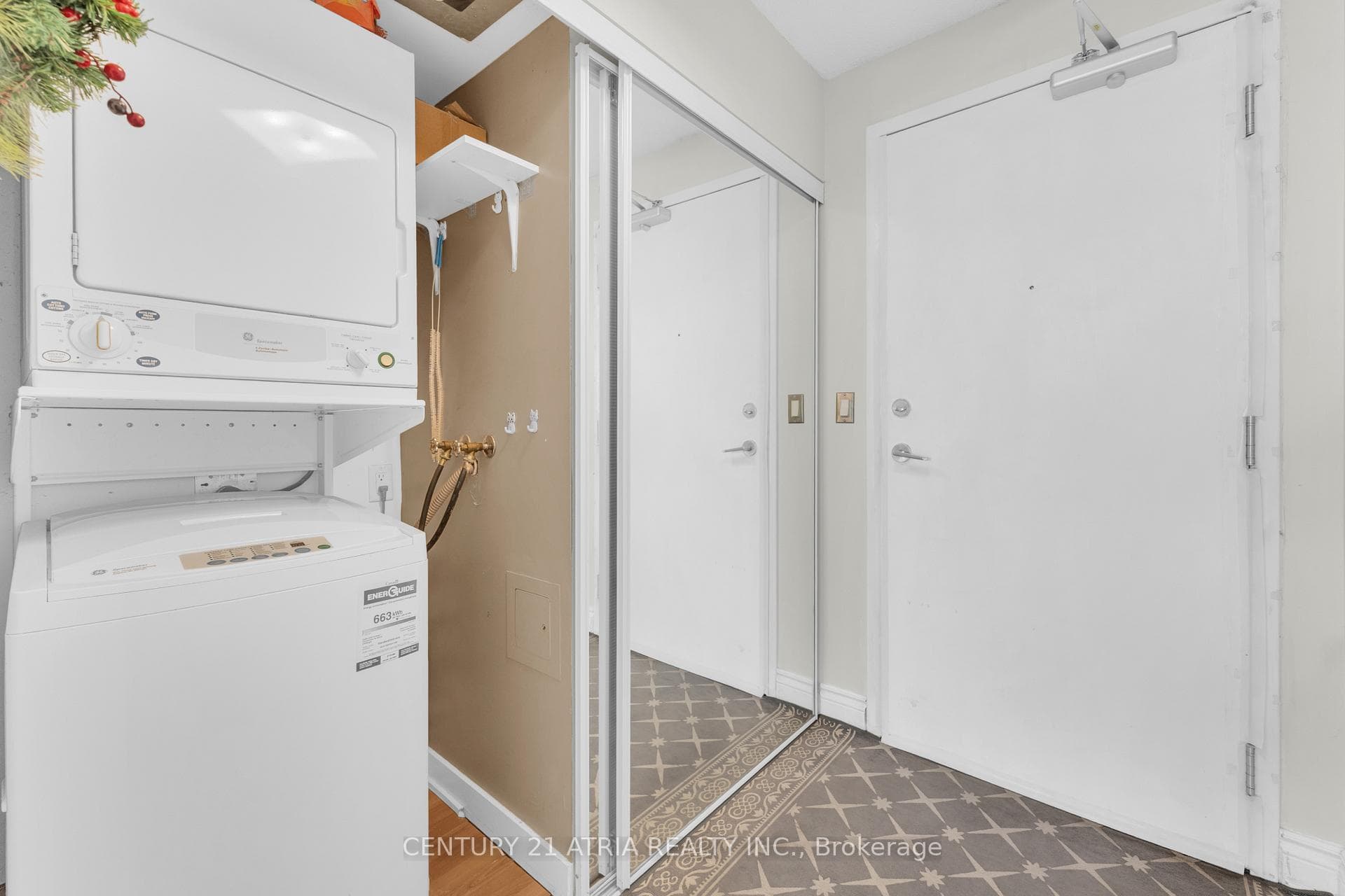 38 Lee Centre Drive Unit 3112 photo 3