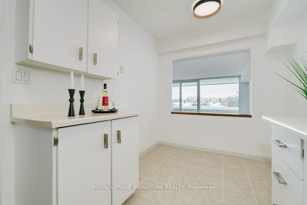 260 Scarlett Road Unit 507 photo 16